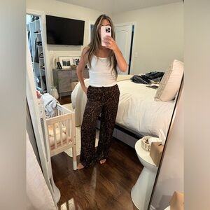 NWT Topshop Leopard Print Satin Pants